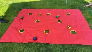 Target Toss Game | DELUXE Spielpark Events4Rent