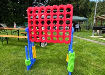 XXL 4 Gewinnt | DELUXE Spielpark Events4Rent