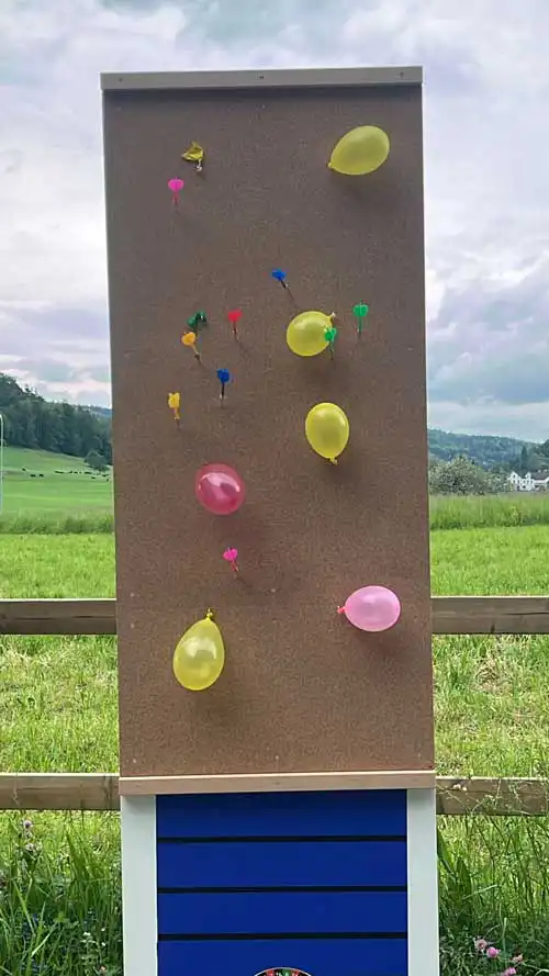 Ballon Darts | Deluxe Spiele Events4Rent