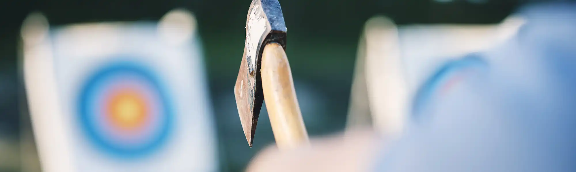 Axtwerfen | Eventspiele Spielpark Events4Rent